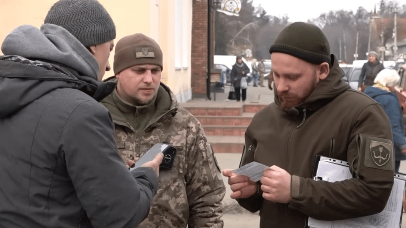 Подвійне громадянство і мобілізація