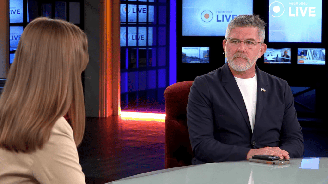 Ukraine’s Strikes Inside Russia: A Former CIA Officer Weighs the Consequences