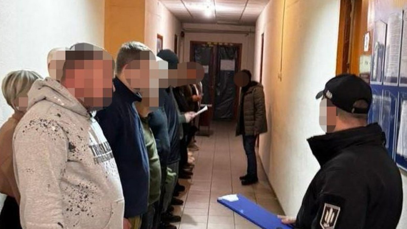 Суд вынес приговор командиру из Чернигова за хищение 1,5 млн гривен
