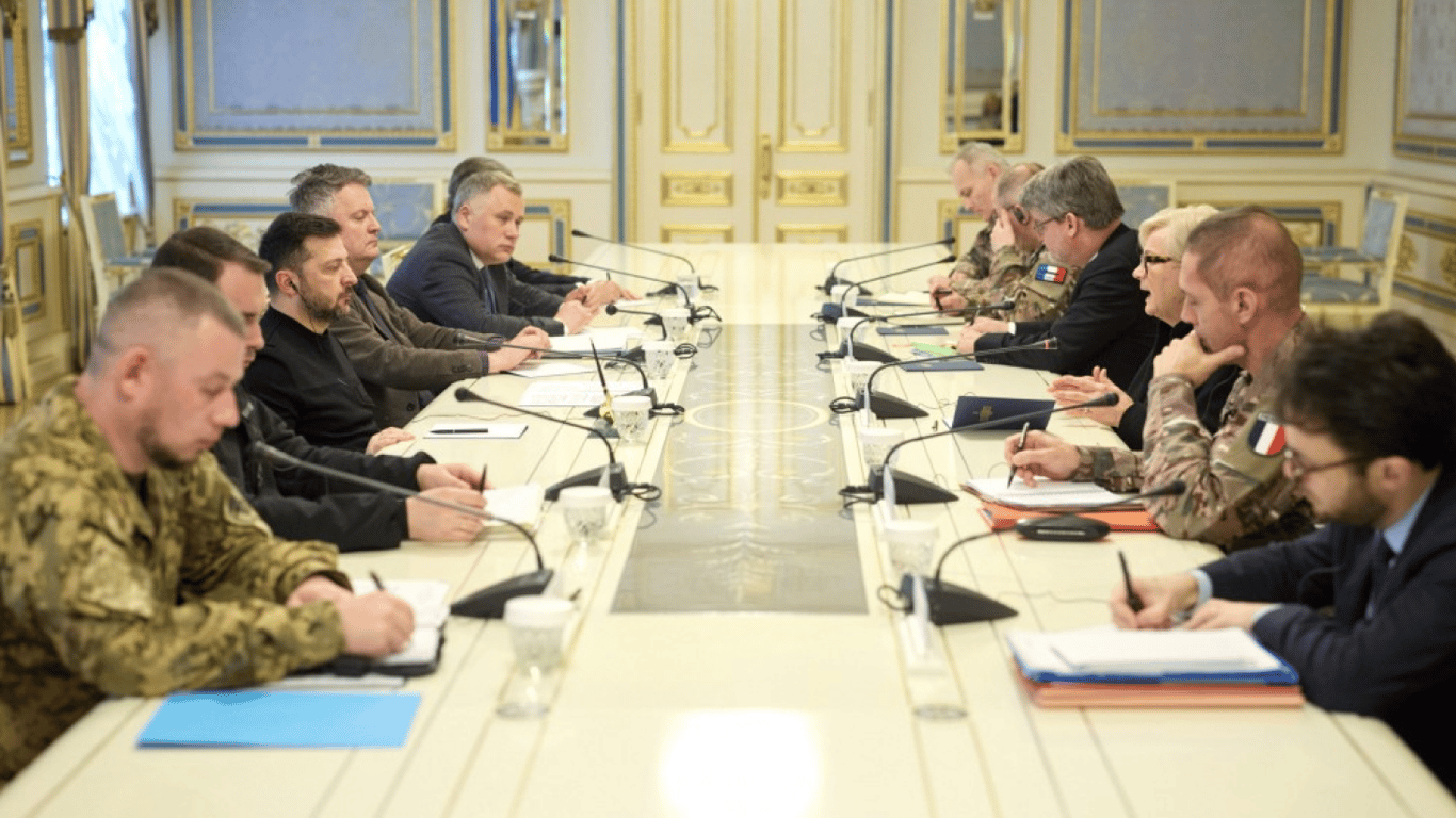Zelenskyy and French Defense Minister Vautrin Discuss Air Defense and Mirage Jets