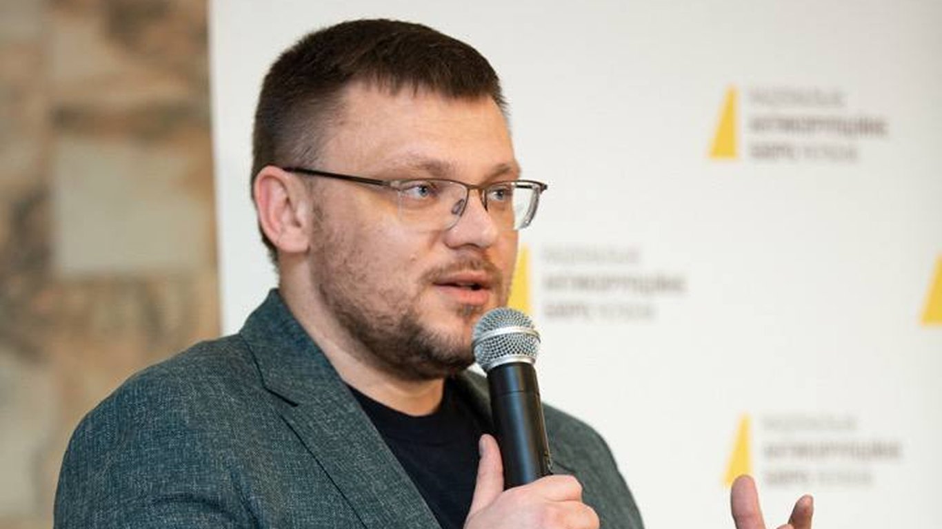 Техніка прослуховування у квартирі