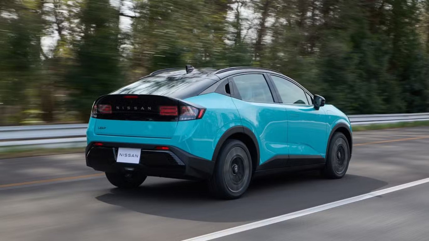 2026 Nissan Leaf Wins Two Major Honors at Prestigious Buzz Awards