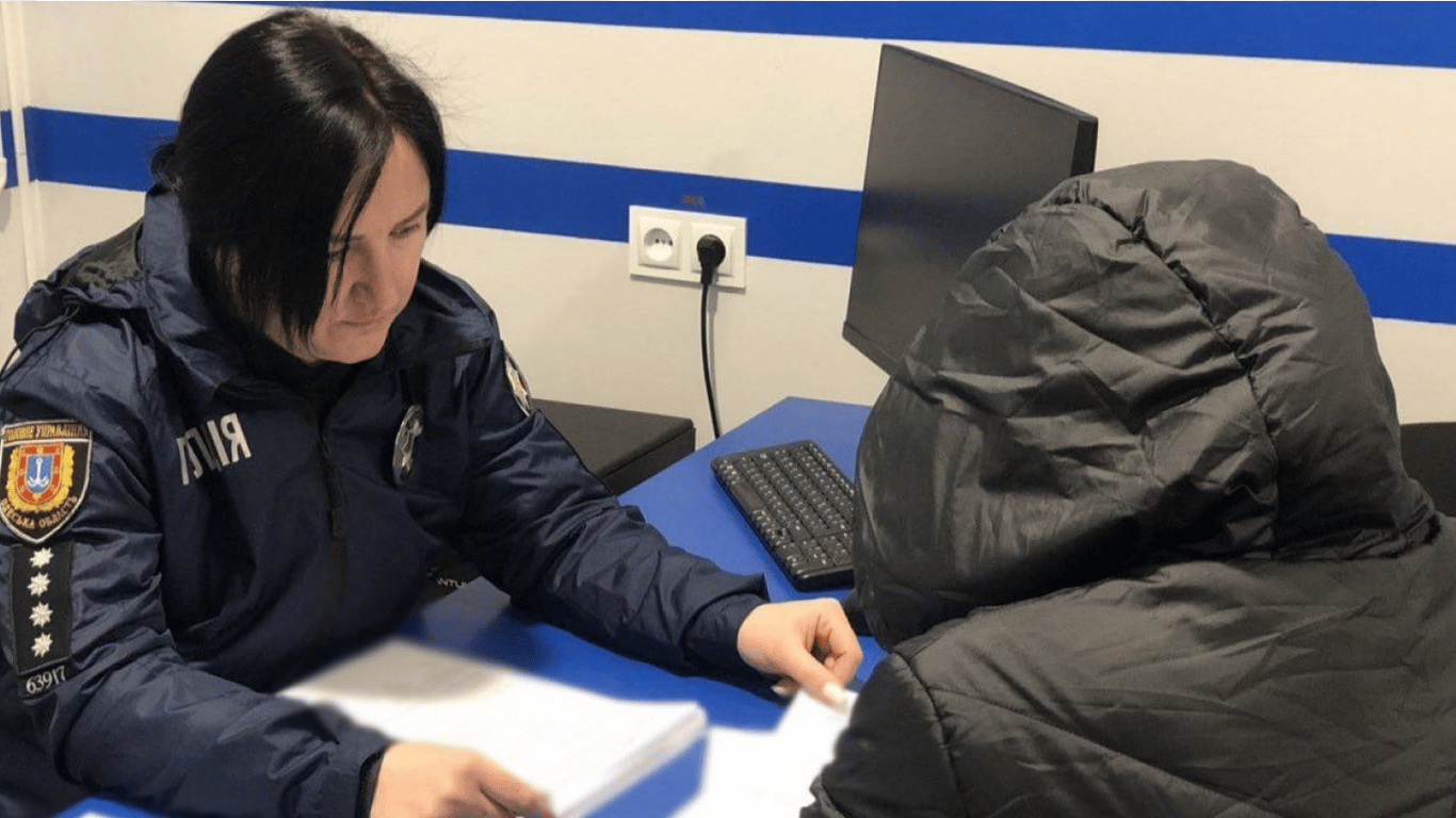Вихователька б'є хлопчика в Одеській області