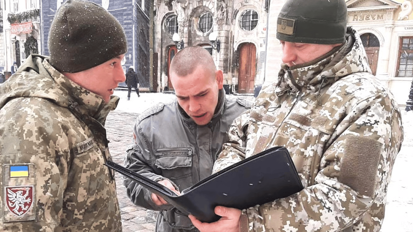 Суд оштрафував військового ТЦК