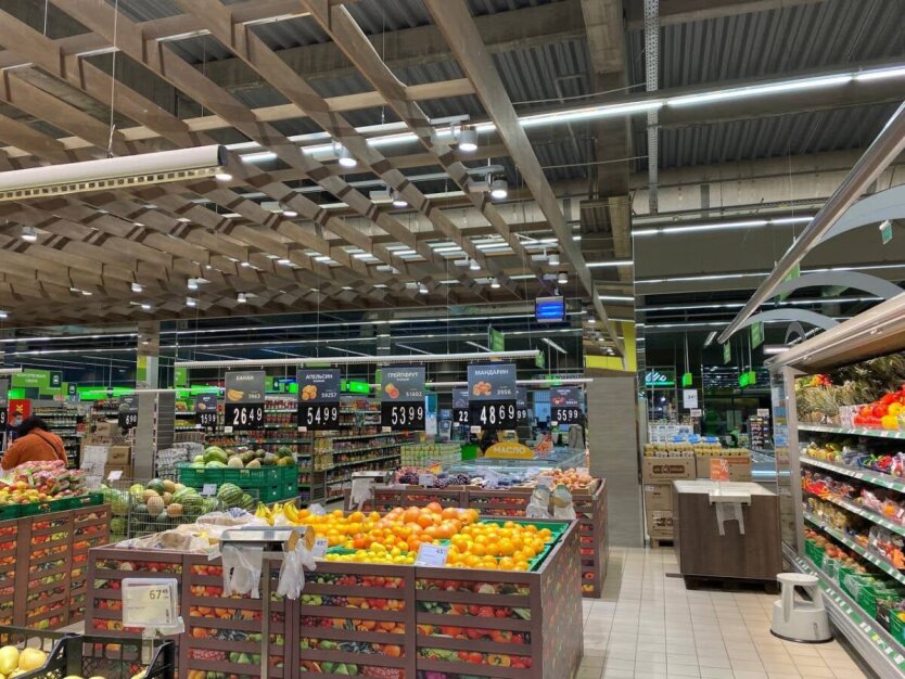 Экономия на овощах и фруктах: рынки против супермаркетов