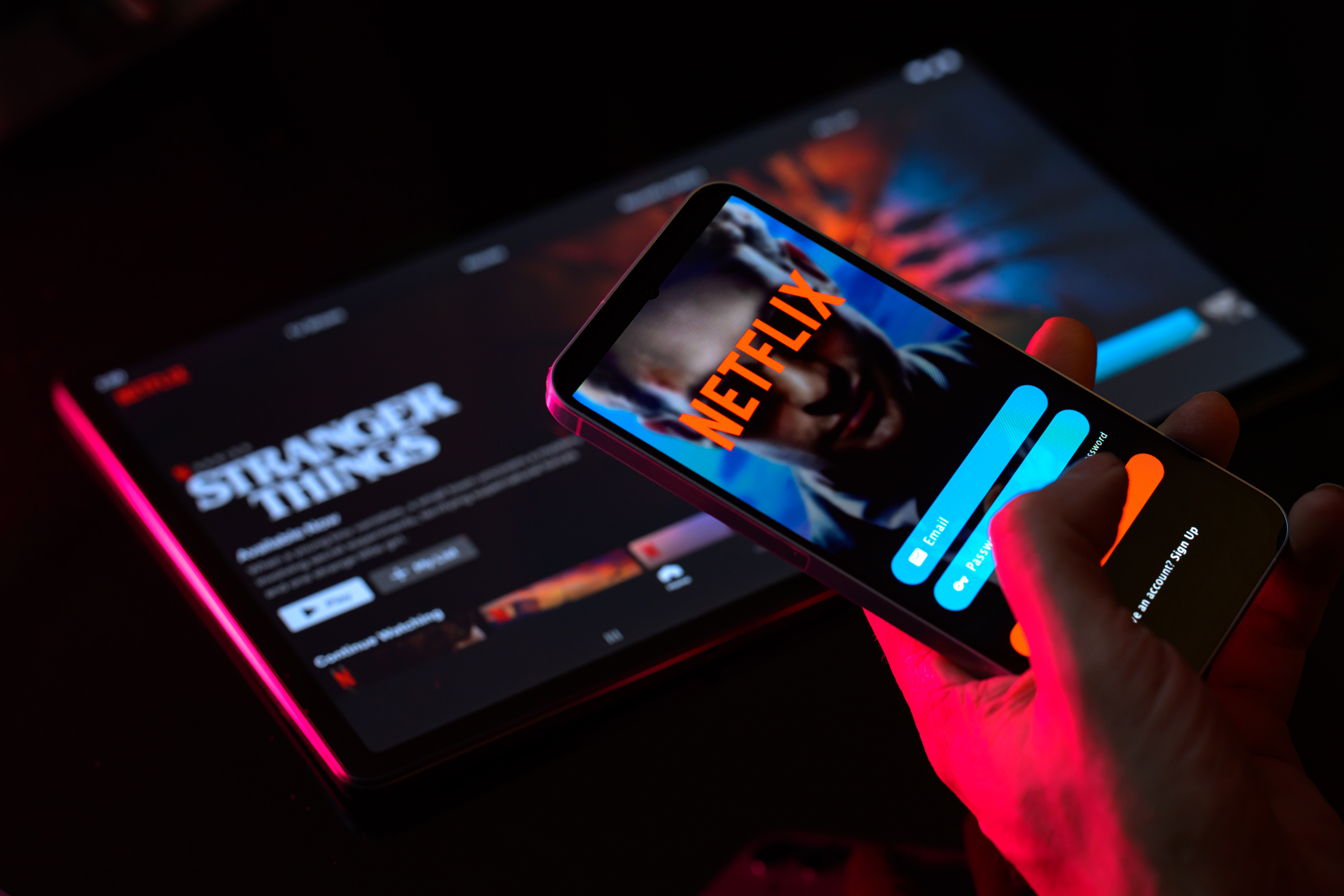 Netflix змінює сценарії через TikTok: що стане з серіалами