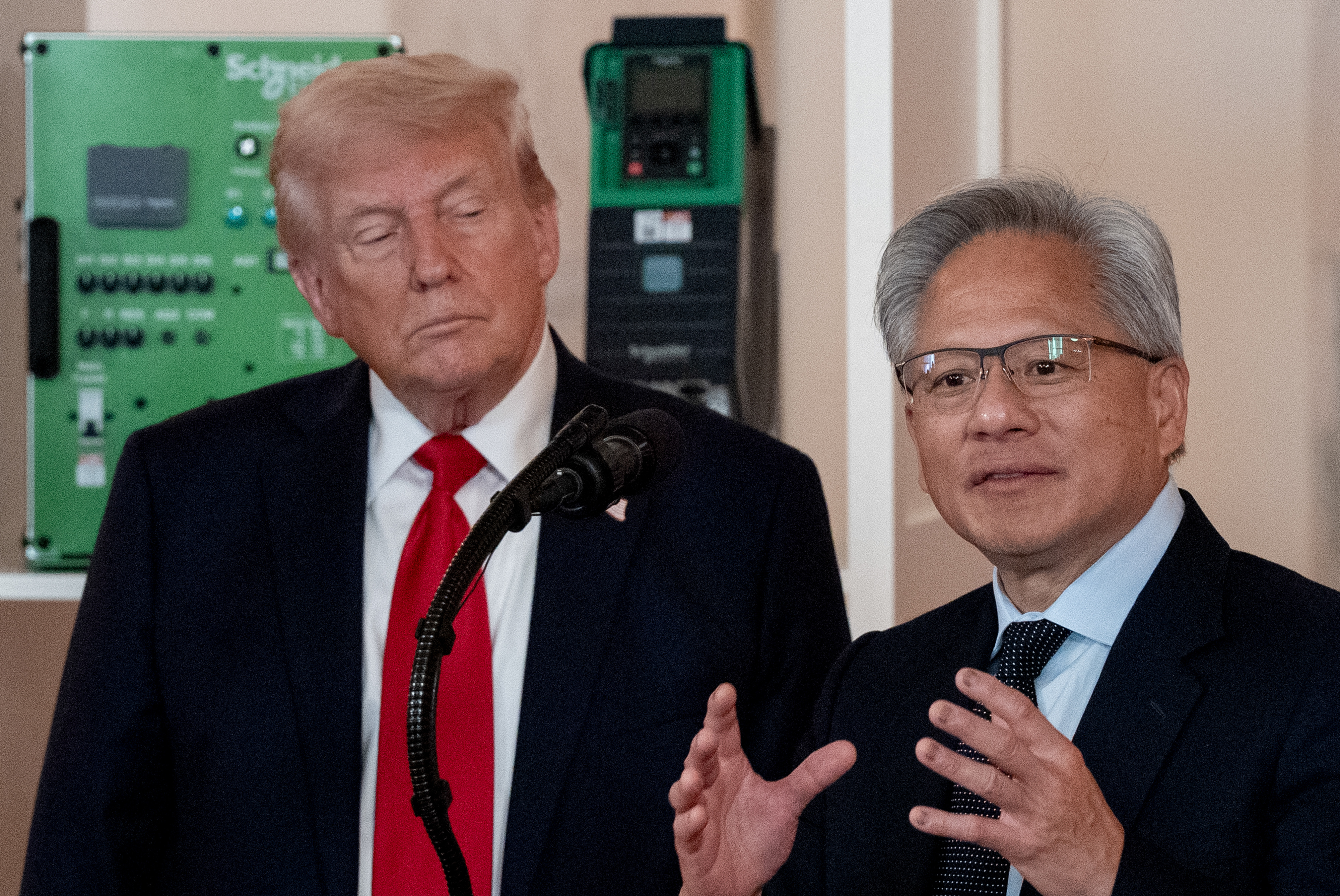 Trump allowed the export of Nvidia chips to China: what this means for Ukraine