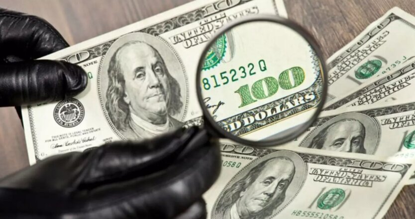 Курс долара в жовтні 2025: прогноз експерта на тлі геополітичних ризиків