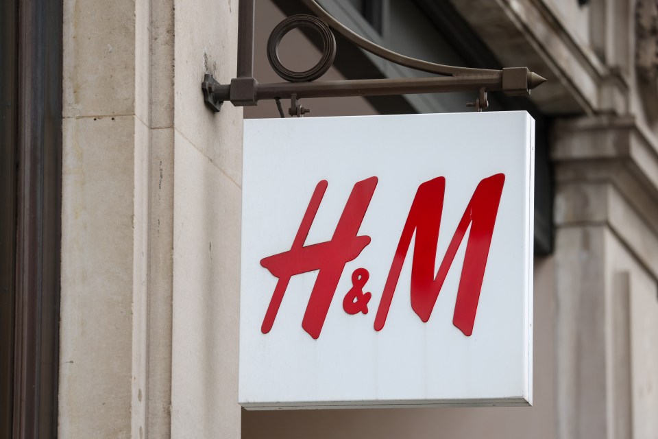 H&M збільшує мінімальну суму покупок для отримання ваучерів: що зміниться