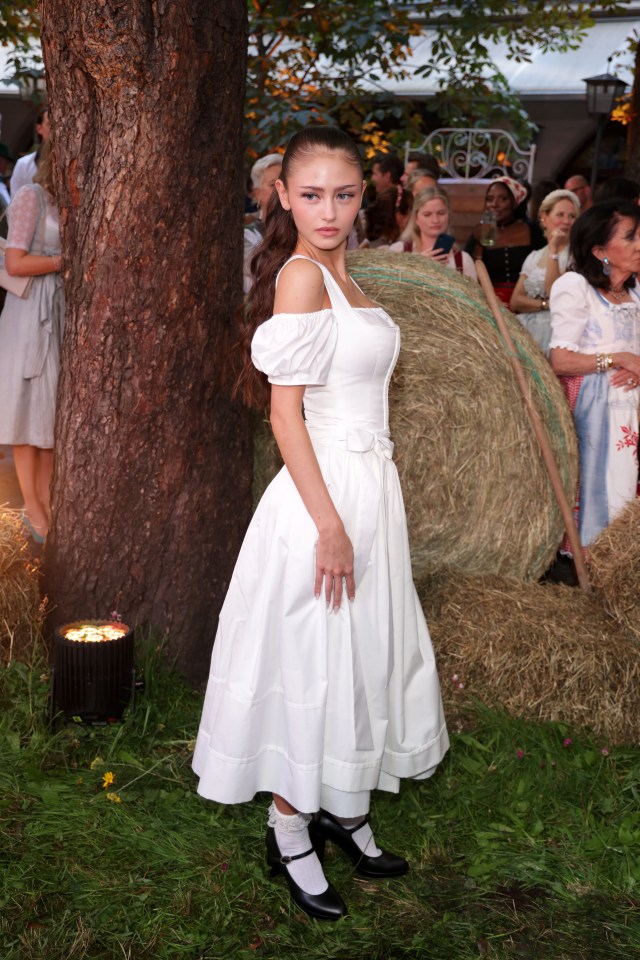 Leni Klum in Stunning Corset Dresses at Oktoberfest: How the Supermodel's Family Celebrated the Festival