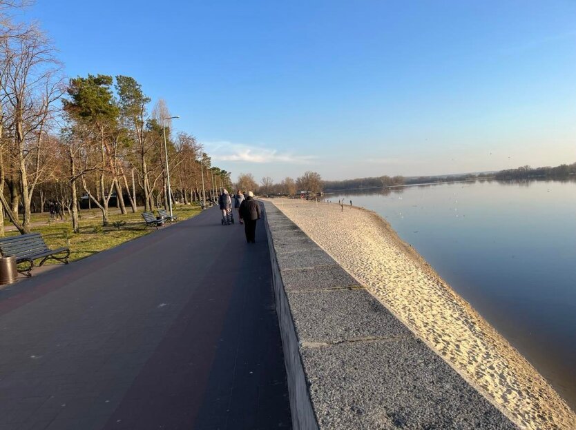 Przymrozki wracają: synoptyk Didienko ostrzegł Ukraińców o skokach temperatury
