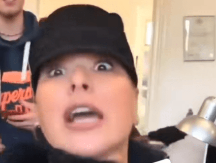 Anastasia sings in a London salon: clients didn’t recognize the star