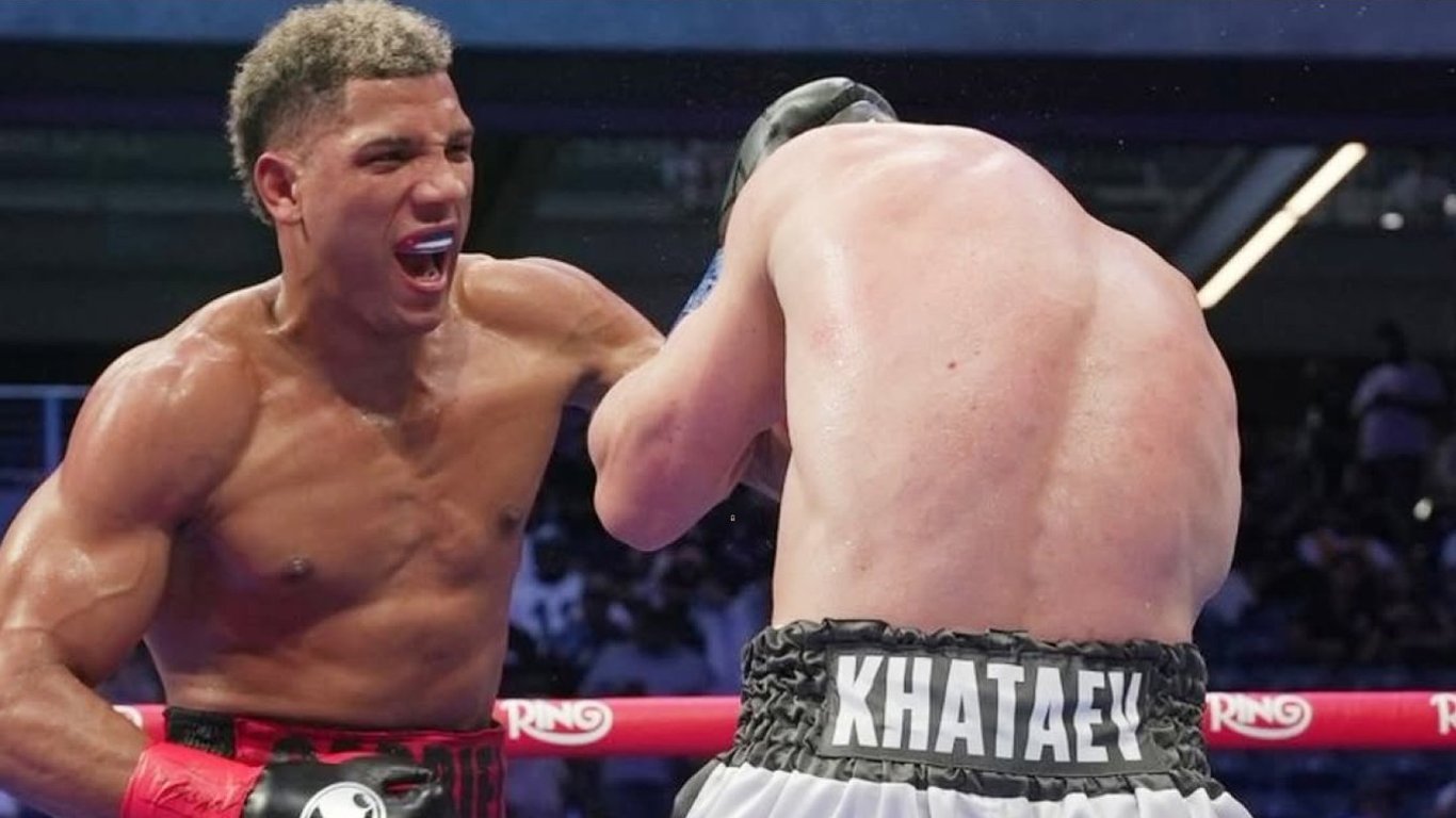 Morrell rises after a knockdown and defeats former Russian Khatayev