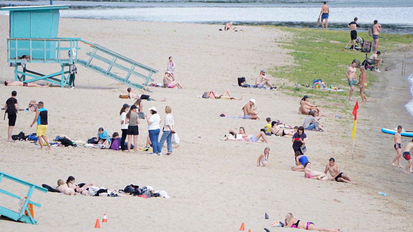 До +40 °C — синоптики предупредили, где будет как на сковороде завтра