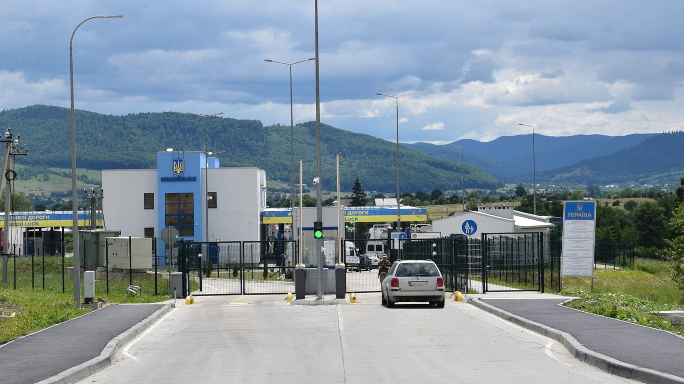 Заборона в'їзду в Україну — кого можуть не пустити на кордоні