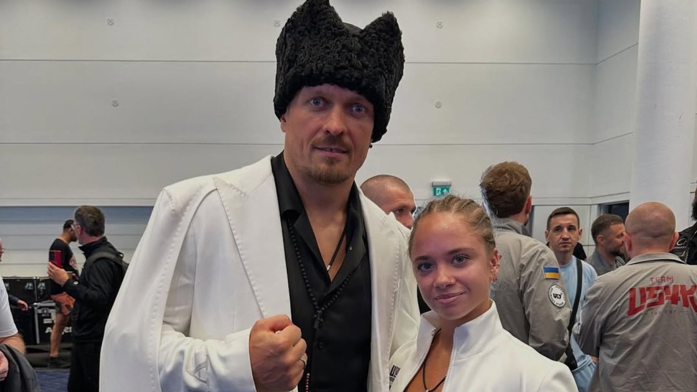 Макогоненко показала можливого суперника Усика