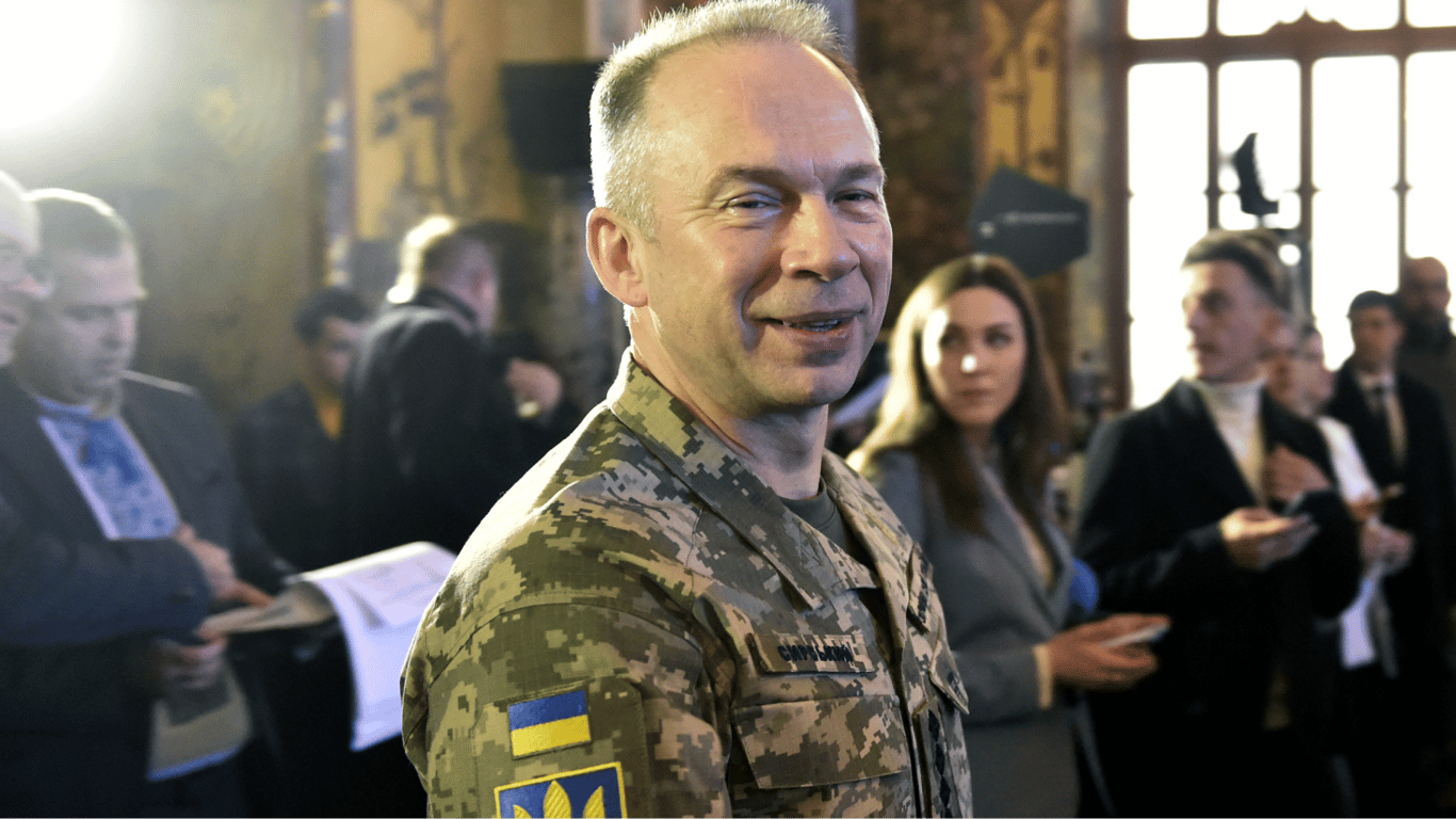 Сирському виповнюється 60 років — чи піде на пенсію генерал