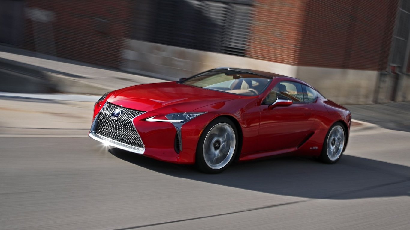 Why Lexus is Discontinuing Its Most Beautiful Hybrid Model