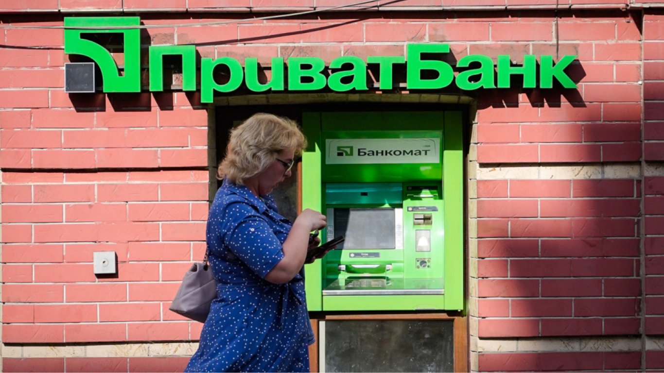 Оплата товарів по-новому — що відомо про FacePay у ПриватБанку