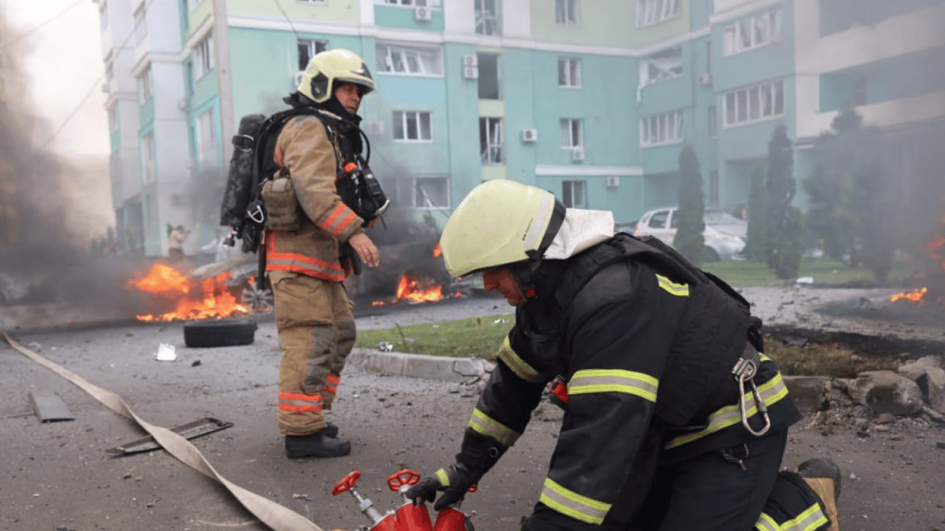 РФ авіабомбами вдарила по Харкову — Зеленський показав наслідки