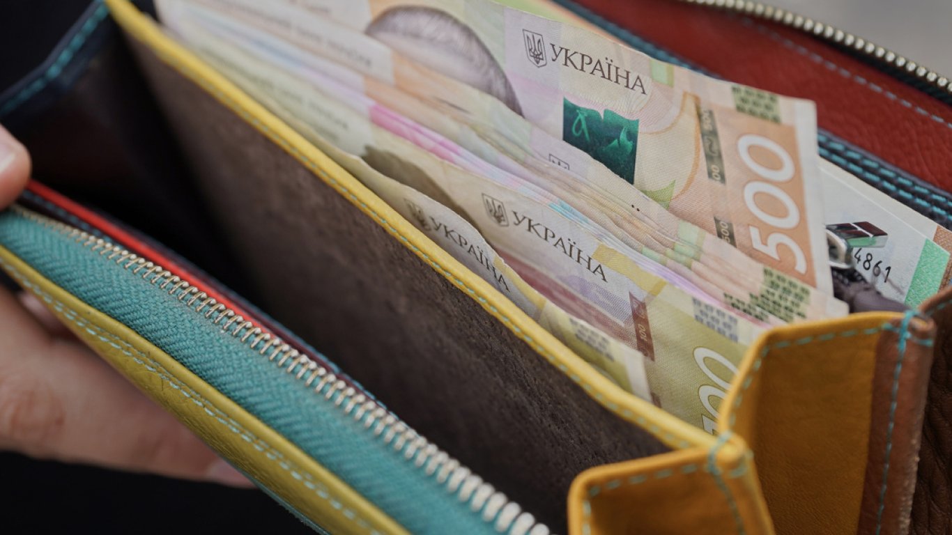 Майбутні пенсії — чи вплинуть низькі доходи під час війни