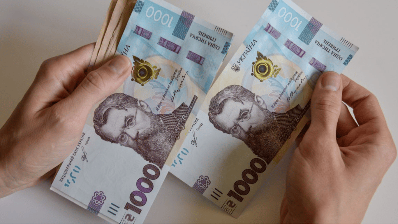 Мінімальні пенсії — які суми отримають українці в серпні