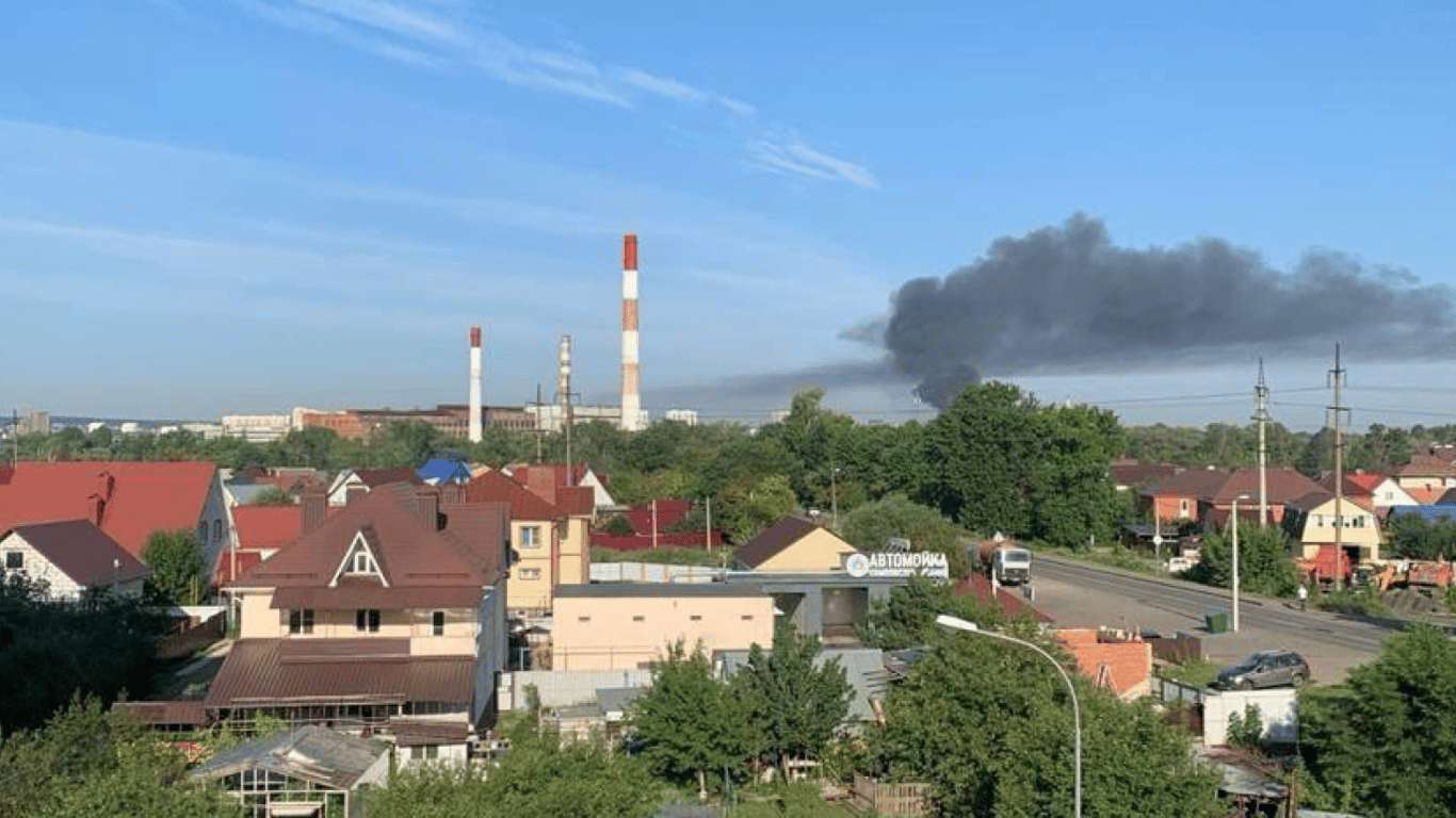 СБУ вдарила дронами по заводу у російській Пензі — що відомо