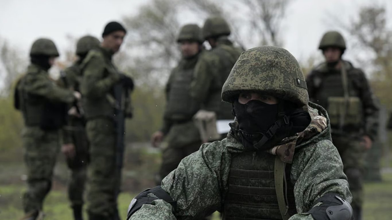 Російські військові отримали наказ страчувати полонених: перехоплено ГУР
