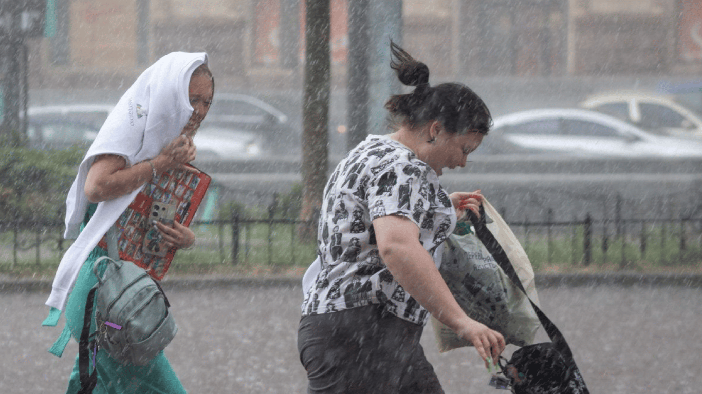 Jutro na Ukrainie oczekiwane upały do +34°C i burze: gdzie będzie zła pogoda