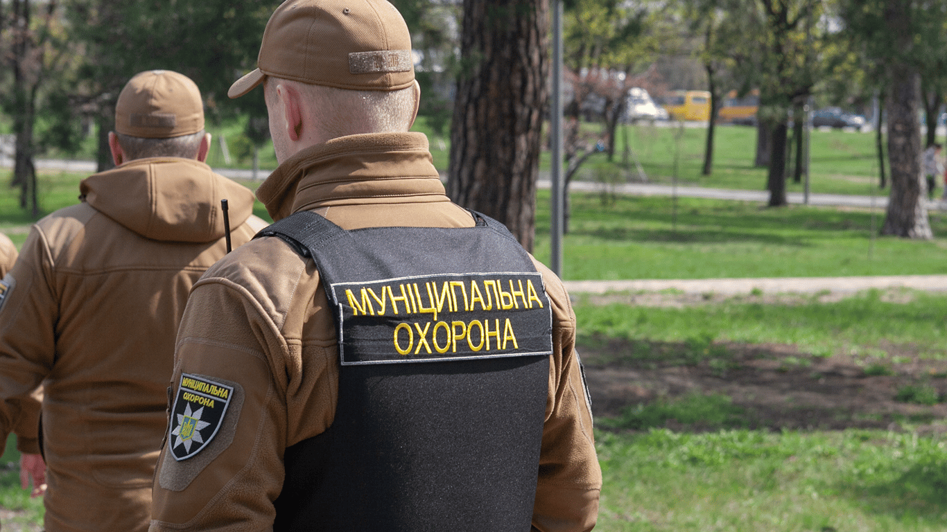 У «Муніципальній охороні» Києва працював боєць «ЛНР»: розслідування про корупцію