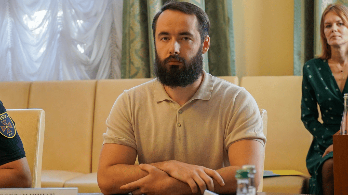 Die Ukraine hebt das Verbot zum Export von Waffen auf: Welche Risiken warnen Experten