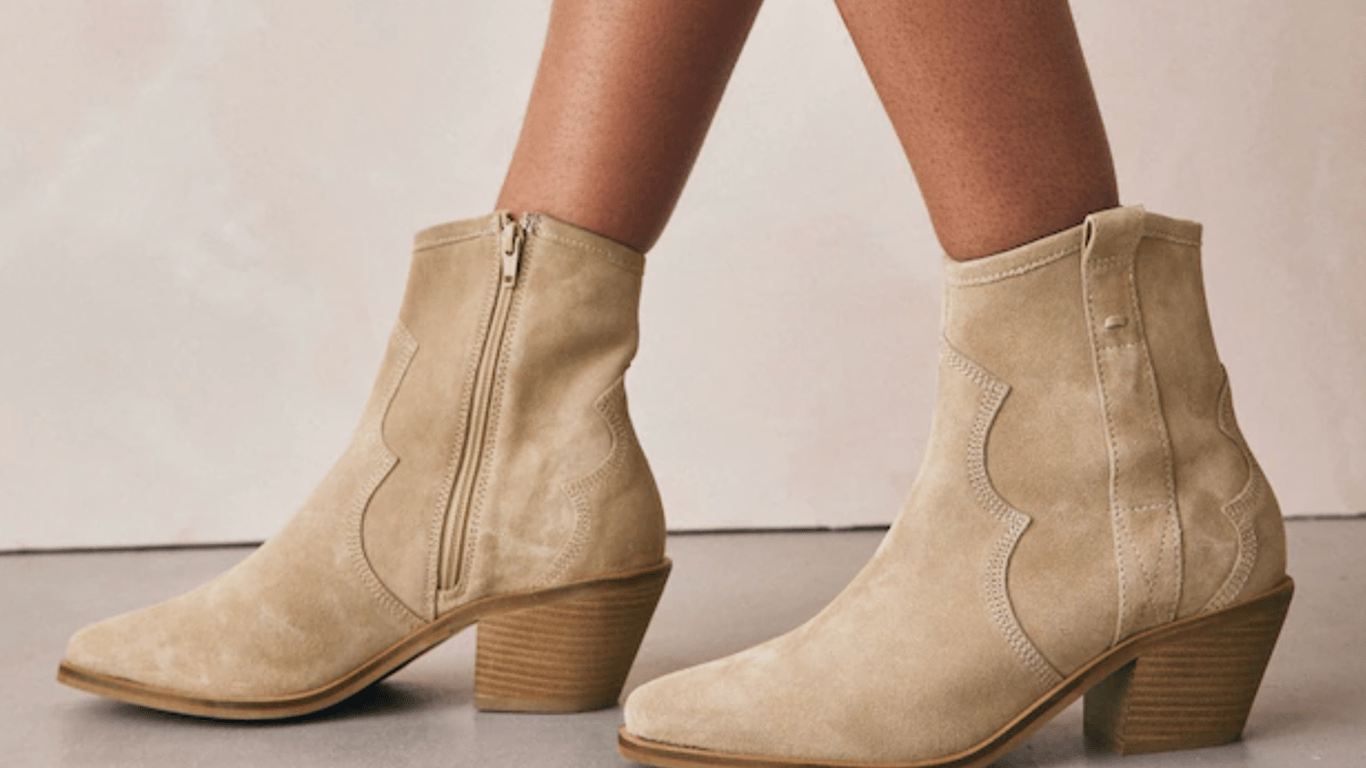 Boho buty wracają z lat 2000: które modele wybiorą modnisie tej jesieni