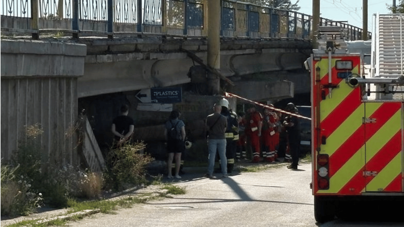 В Черкассах мужчина с гранатами пытался захватить сотрудников ТЦК: подробности инцидента
