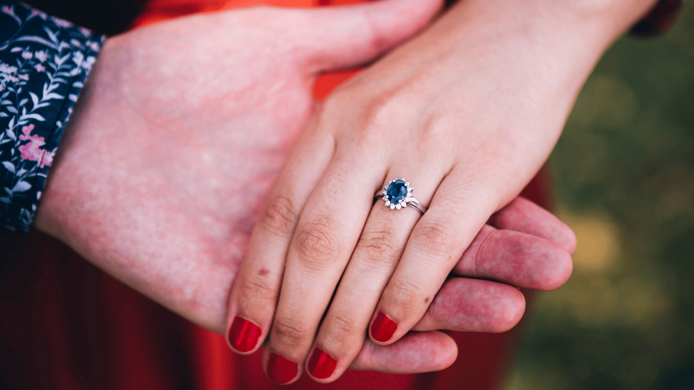 Why Diamonds Come in Different Colors: Scientists Unravel the Mystery of Nature