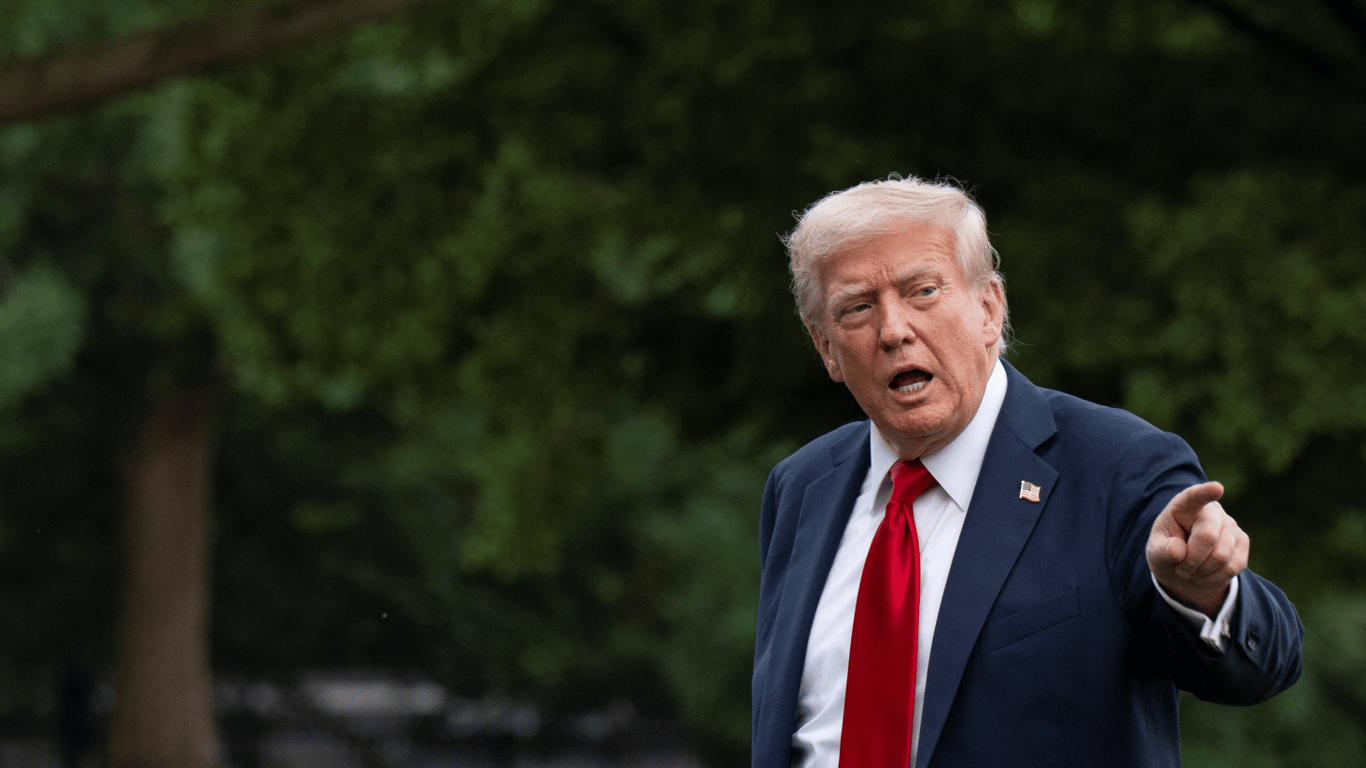 Трамп и Зеленский провели телефонный разговор: о чем договорились лидеры