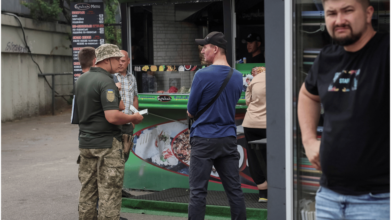Бодікамери для працівників ТЦК: як це зменшить свавілля та порушення