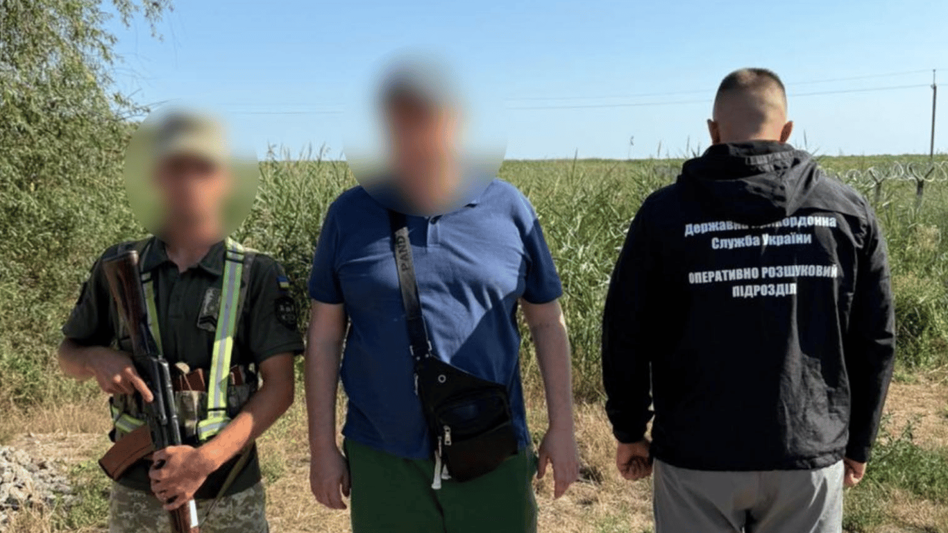 На границе с Молдовой задержали мужчину с поддельными военными документами: как его раскрыли