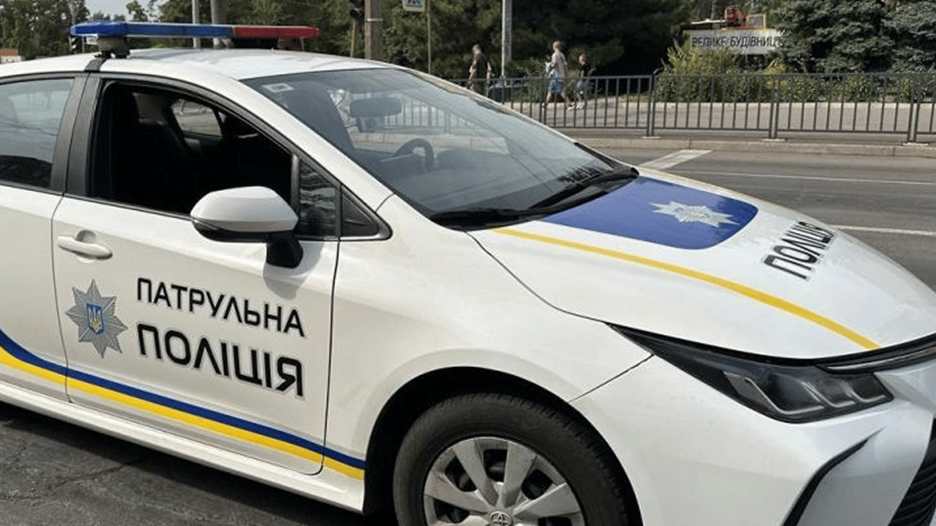 Бойка в львовском ТРЦ: полиция задержала нападающего после конфликта с охранником