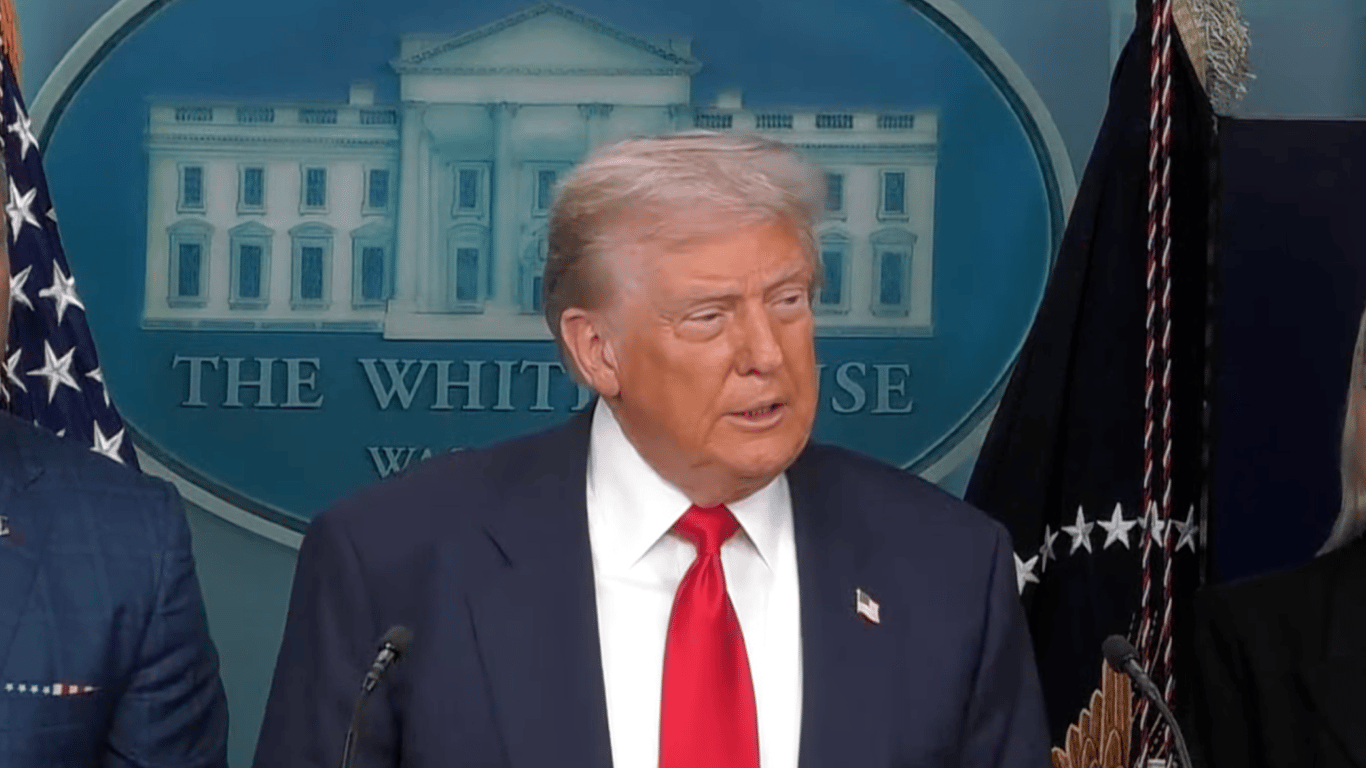 Трамп анонсировал встречу Зеленского и Путина: детали переговоров
