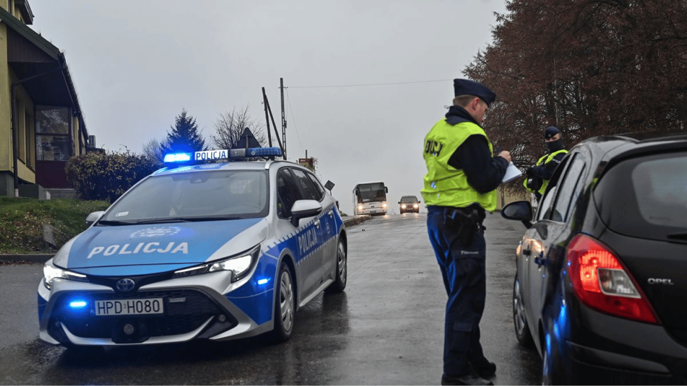 Польські прокурори звинуватили українку у відправці посилки з вибухівкою: що відомо
