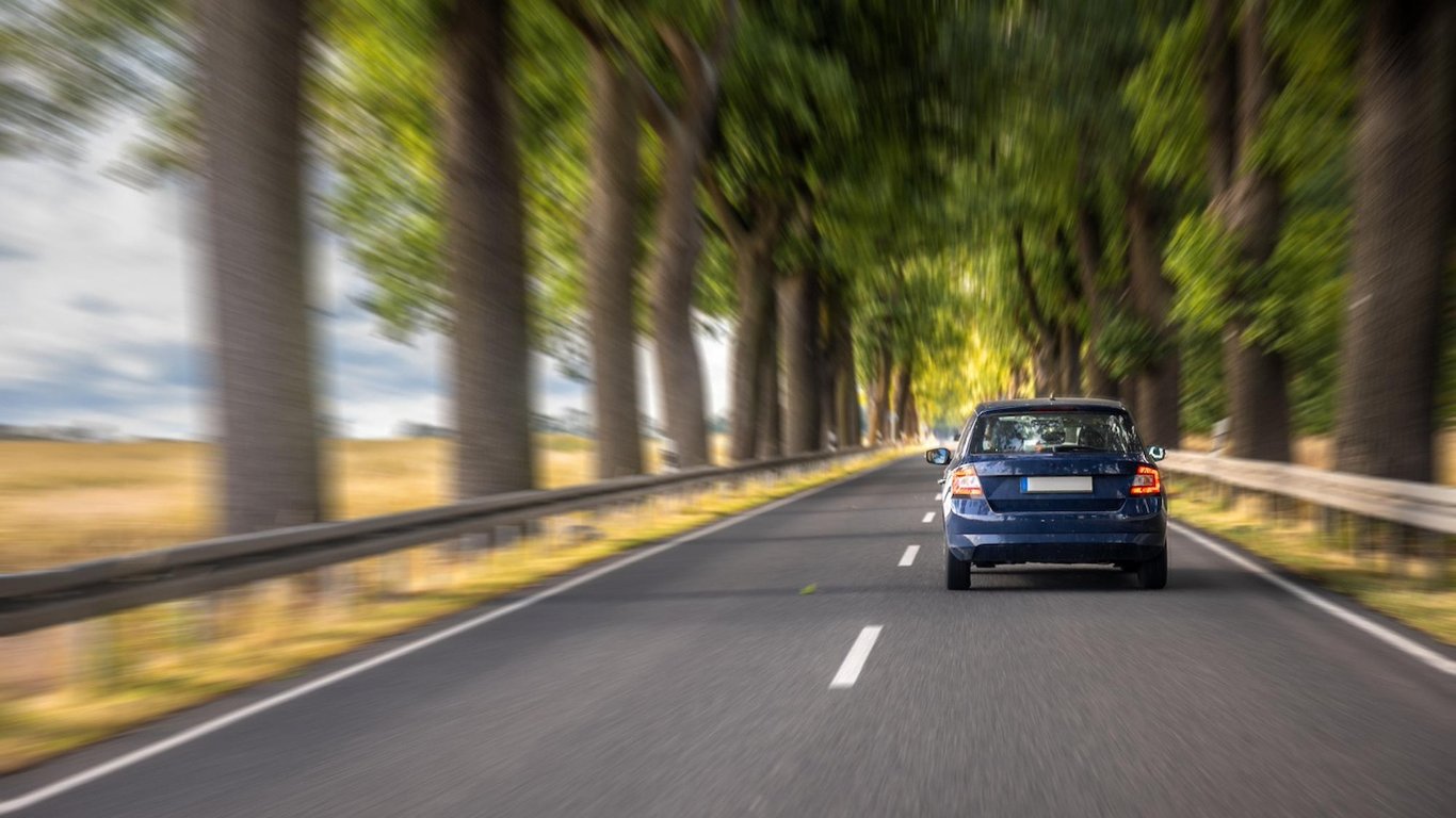 Electric Cars Have Changed Speed Standards: What Acceleration to 100 km/h is Considered Normal Today
