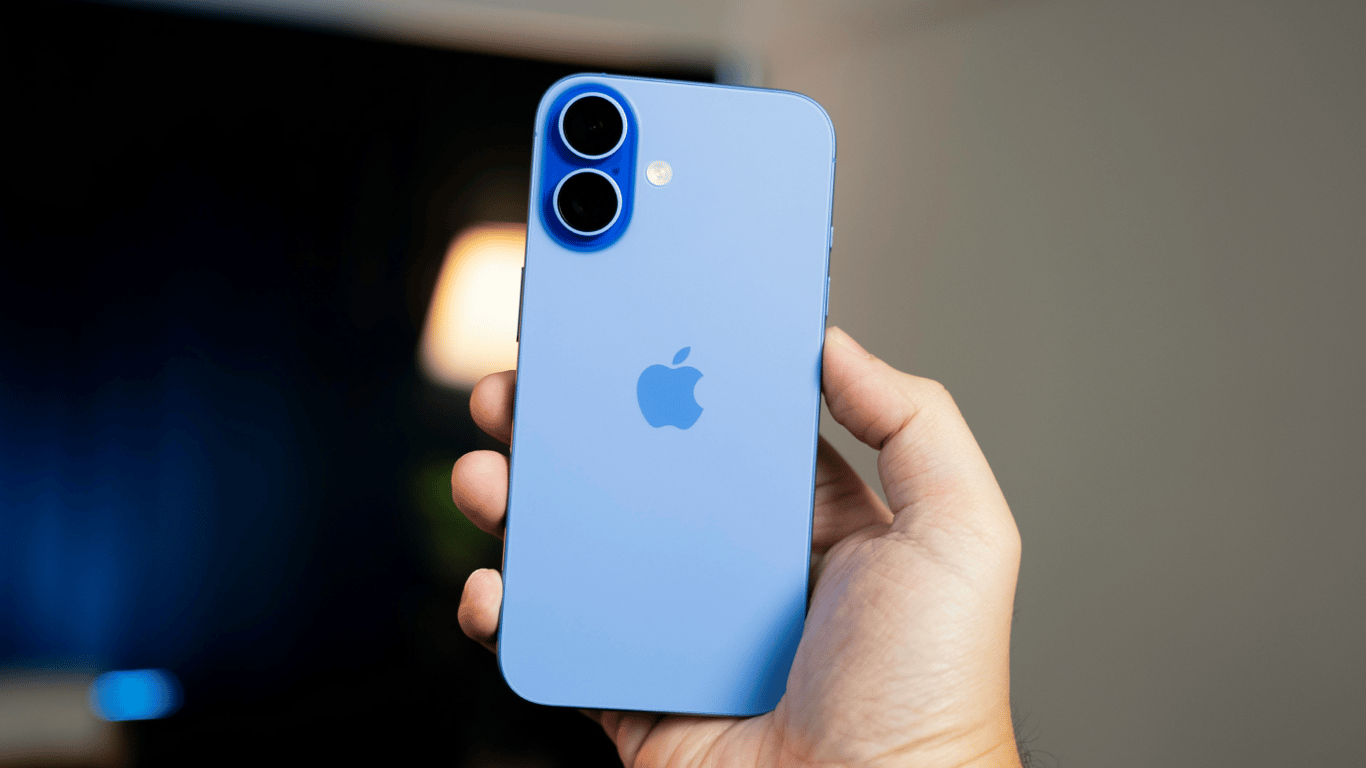 Top 5 Best Compact Smartphones of 2025: Which Models Are Worth Noticing