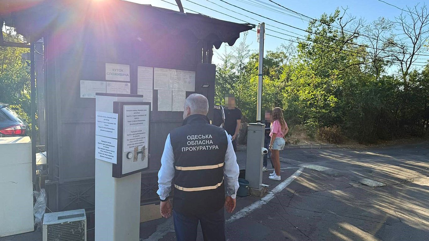 Прокуратура Одещини демонтувала шлагбауми на узбережжі: деталі масштабної перевірки