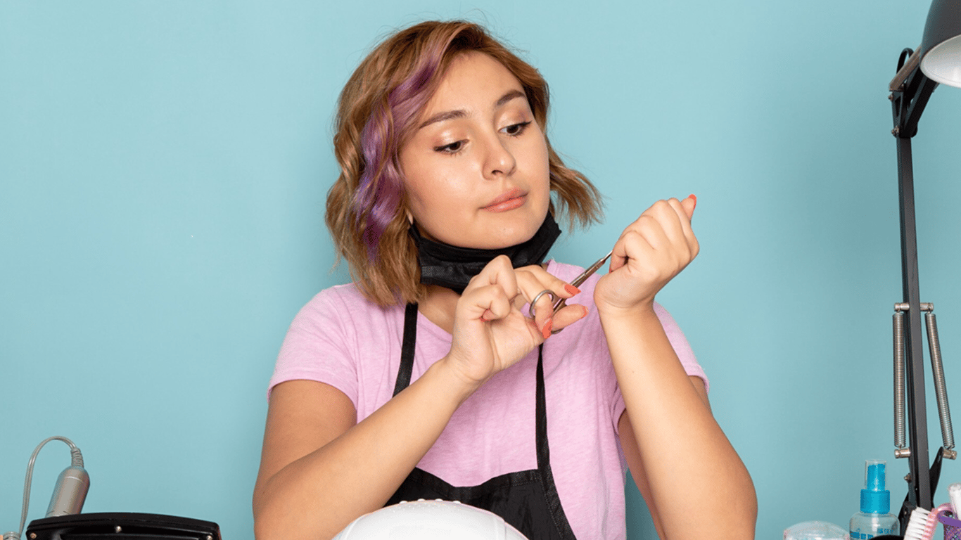 Gel polish damages nails: how often to do a manicure to avoid problems