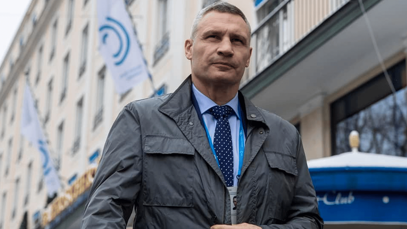 Кличко знову пішов у відпустку під час війни: реакція експертів і киян