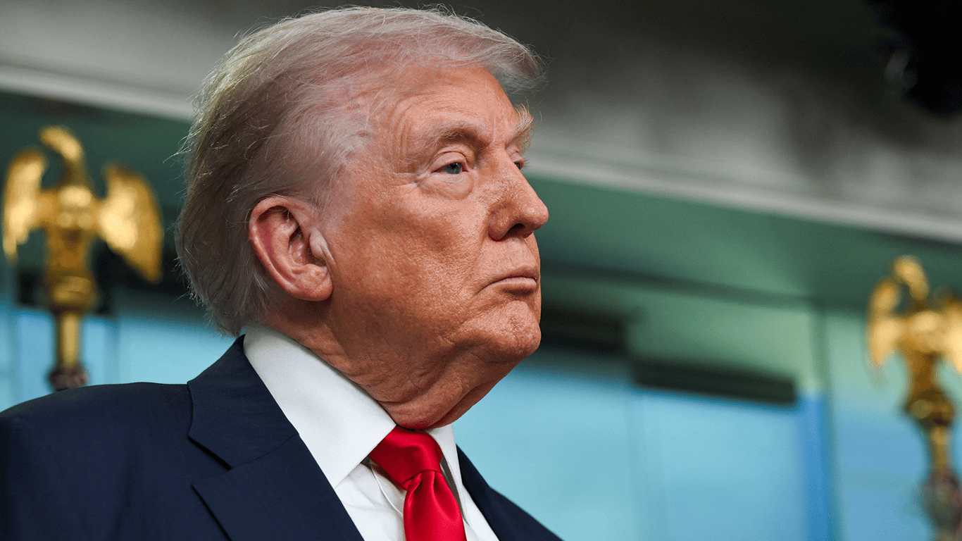 Трамп анонсував тристоронню зустріч із Зеленським та Путіним: хто ще приєднається