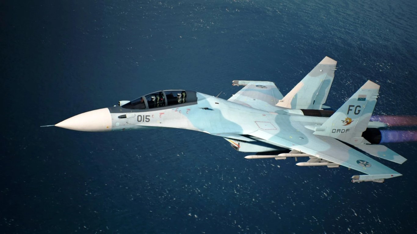 Російський винищувач Су-30СМ впав у Чорне море: пілотів не знайдено