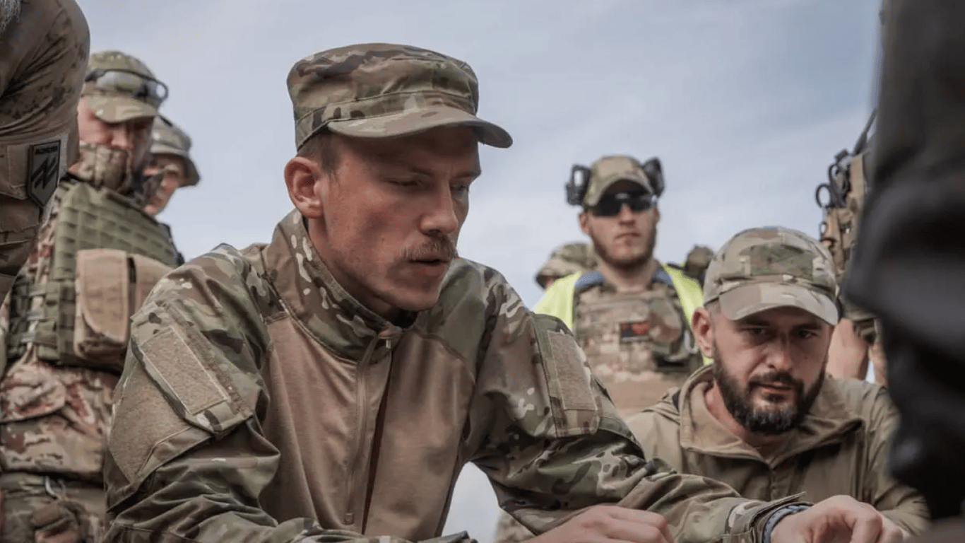 Зеленський нагородив захисників України: серед них – легендарний Редис з Маріуполя
