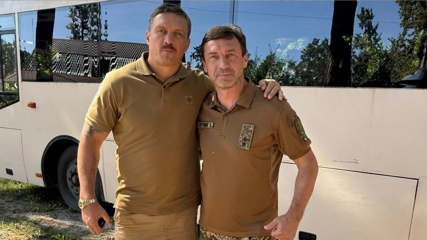 Oleksandr Usyk besuchte die Nationalgarde-Kämpfer: Wie der Champion die Krieger unterstützte