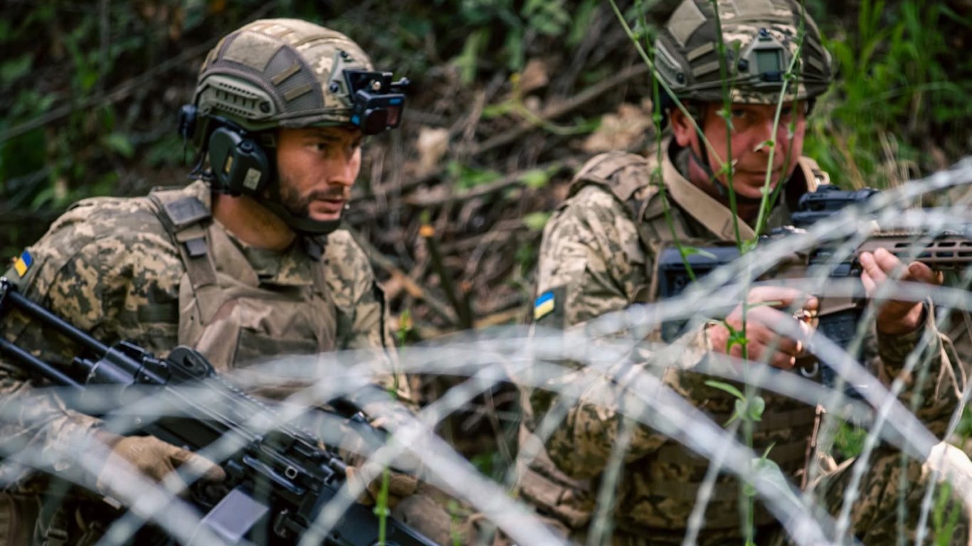 Військові можуть звільнитися за віком під час війни: хто має право